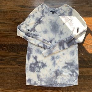 AMERICAN EAGLE blue tye dye sweater